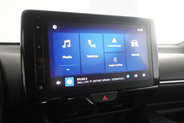 TOYOTA Yaris usata 10