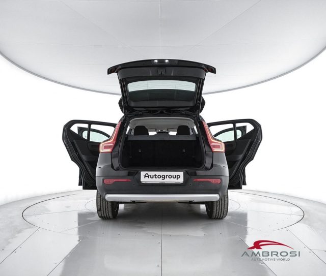 VOLVO XC40 usata 6
