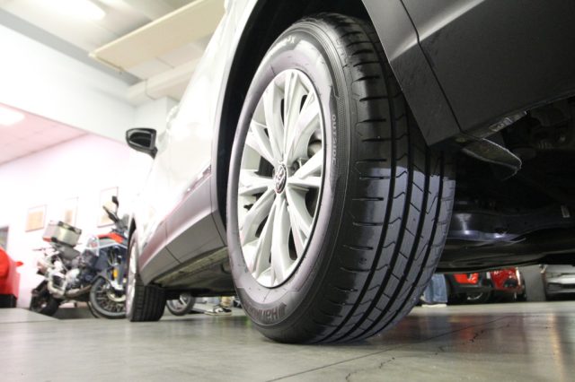 VOLKSWAGEN Tiguan usata, con Luci diurne LED