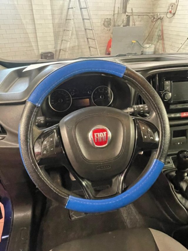 FIAT Doblo usata, con Controllo automatico clima