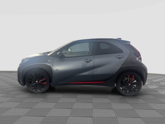 TOYOTA Aygo X usata 1