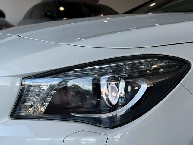 MERCEDES-BENZ CLA 220 usata, con Sistema di navigazione