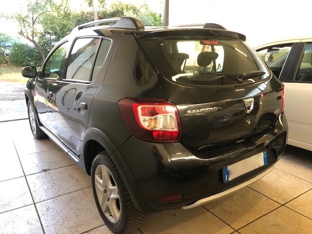 DACIA Sandero usata, con Sistema di navigazione