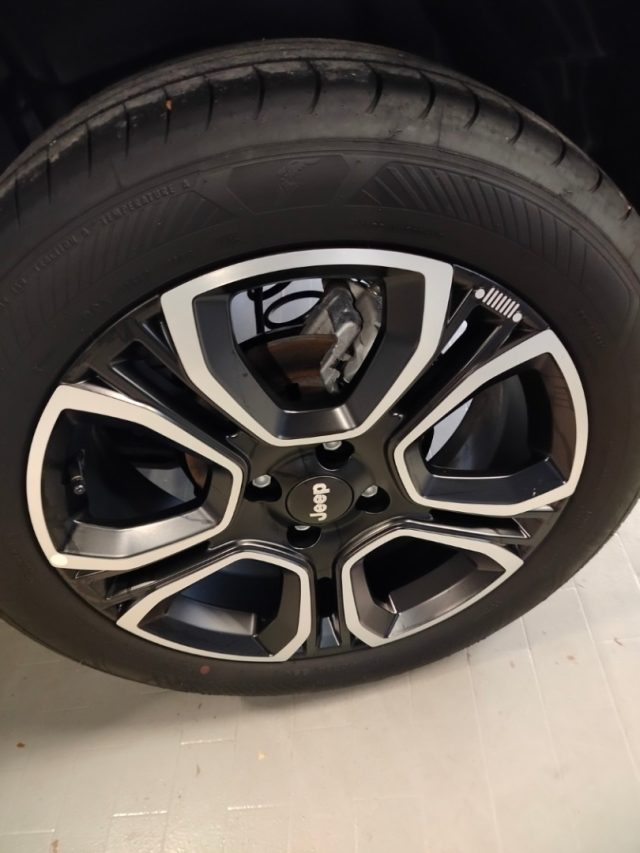 JEEP Avenger usata, con Fendinebbia