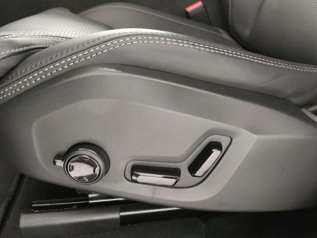 VOLVO XC60 usata, con Regolazione elettrica sedili