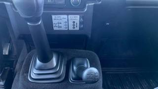 LAND ROVER Defender usata, con Sedile passeggero ribaltabile