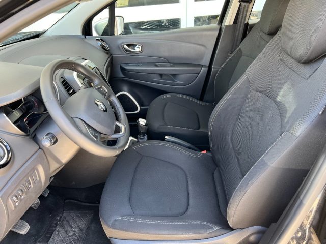 RENAULT Captur usata 12
