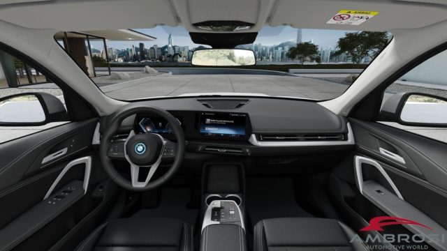 BMW iX1 usata 8