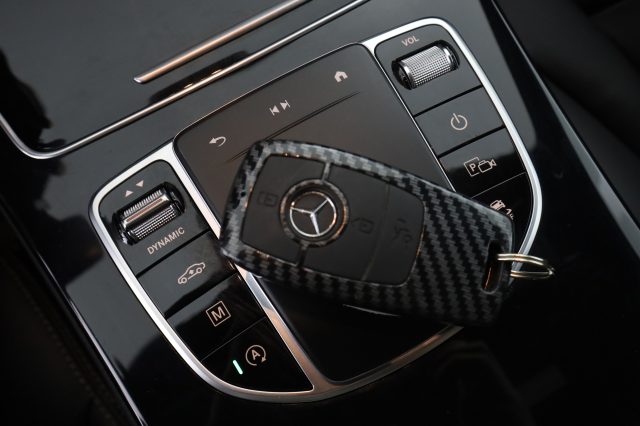 MERCEDES-BENZ GLC 220 usata 13