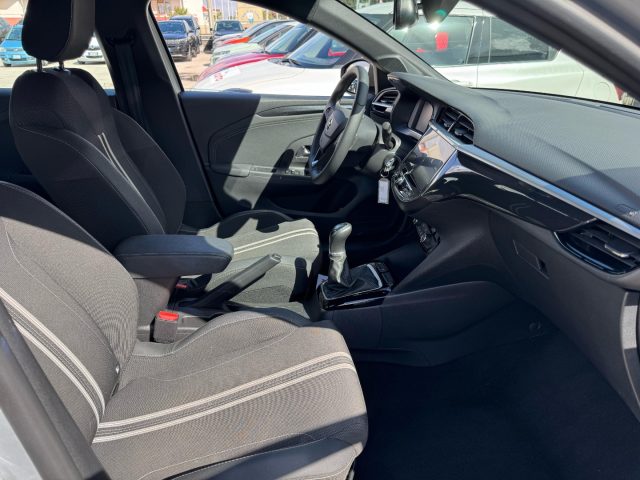 OPEL Corsa usata, con USB