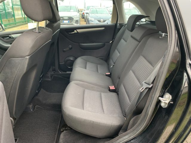 MERCEDES-BENZ B 180 usata, con Climatizzatore