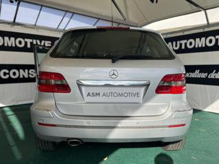 MERCEDES-BENZ B 180 usata, con Alzacristalli elettrici