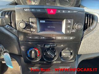 LANCIA Ypsilon usata, con Autoradio digitale