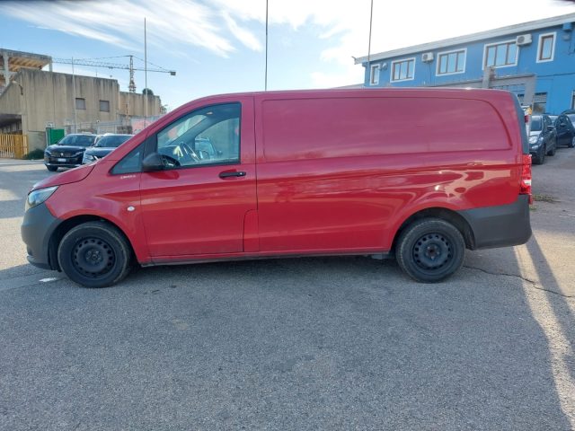 MERCEDES-BENZ Vito usata 0