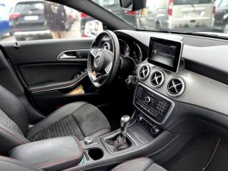 MERCEDES-BENZ CLA 200 usata, con Chiusura centralizzata