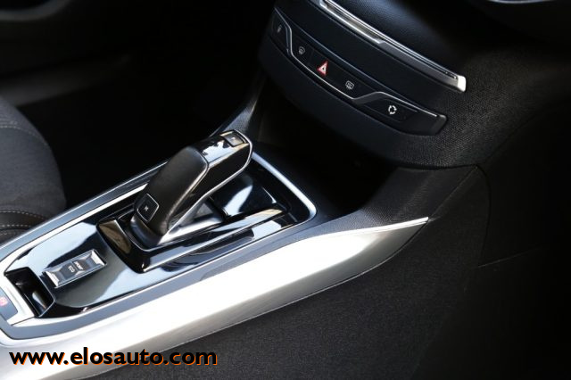 PEUGEOT 308 usata, con Cruise Control