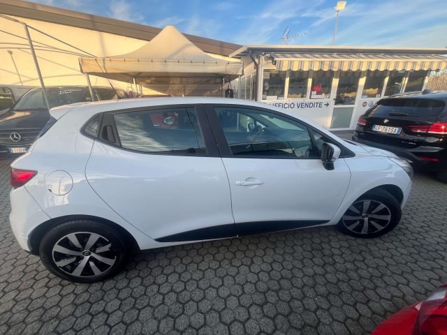 RENAULT Clio usata, con Airbag