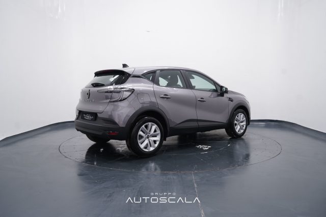 RENAULT Captur usata, con USB