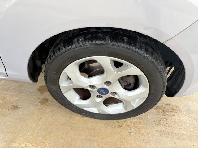 FORD Fiesta usata 35