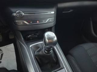 PEUGEOT 308 usata, con Airbag testa