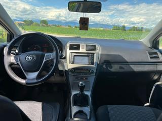 TOYOTA Avensis usata, con Climatizzatore