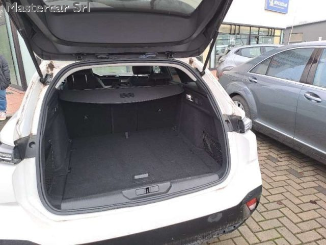 PEUGEOT 308 usata, con Sedile posteriore sdoppiato