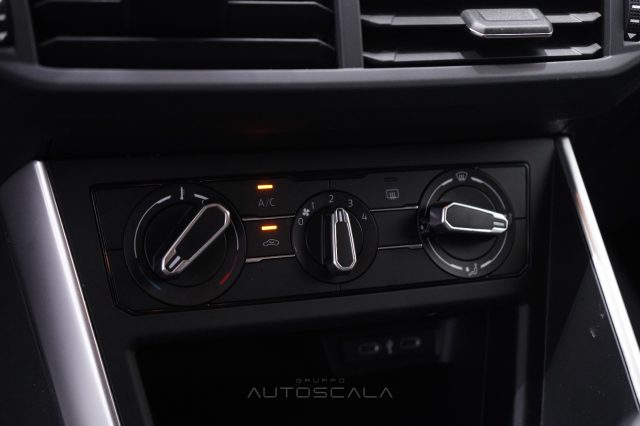 VOLKSWAGEN Polo usata, con Touch screen