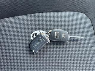 HYUNDAI i20 usata, con Sedile posteriore sdoppiato