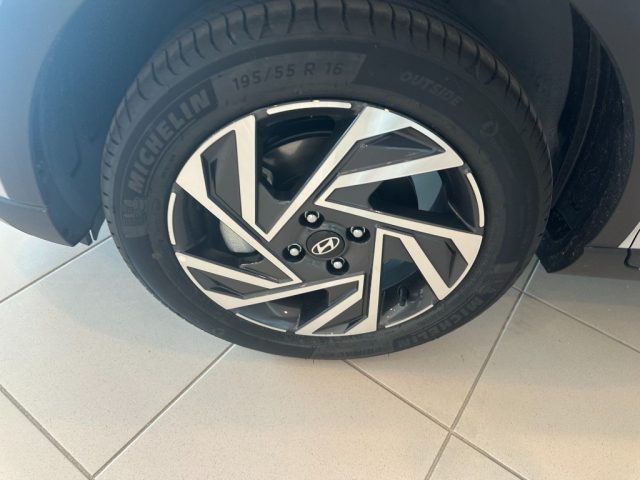 HYUNDAI Bayon usata, con Cruise Control