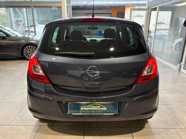 OPEL Corsa usata, con Autoradio