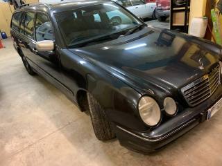 MERCEDES-BENZ E 270 usata, con Controllo trazione