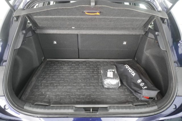 TOYOTA Corolla usata 5