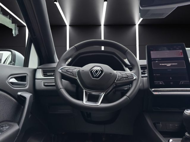 RENAULT Captur usata, con Controllo automatico clima