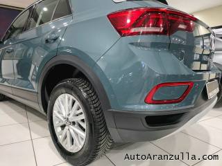 VOLKSWAGEN T-Roc usata, con Autoradio digitale