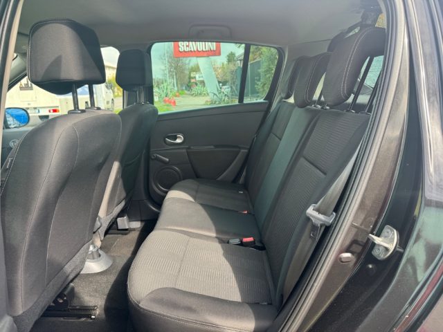 RENAULT Clio usata, con Climatizzatore