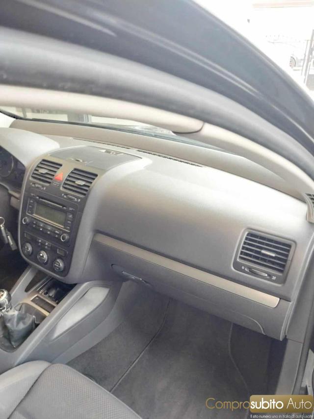VOLKSWAGEN Golf usata 18