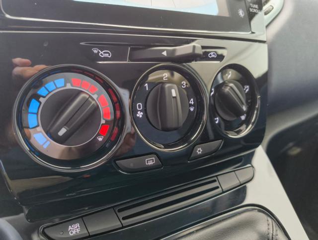 LANCIA Ypsilon usata, con ESP