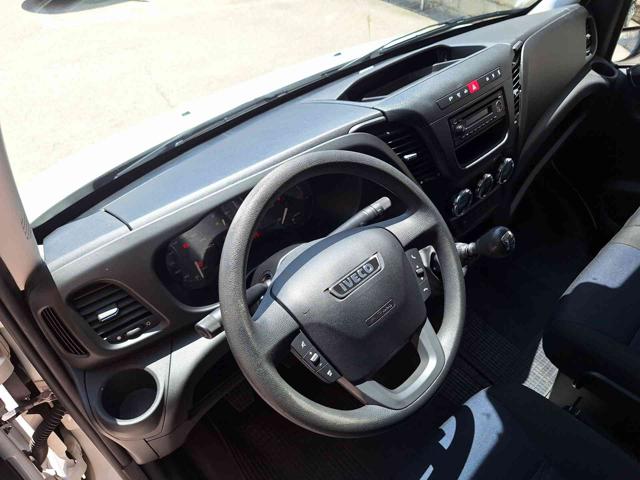 IVECO Daily usata 10