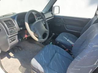 SUZUKI Jimny usata, con Servosterzo