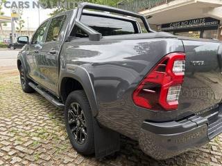 TOYOTA Hilux usata, con Sensori di parcheggio posteriori