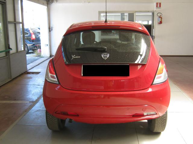 LANCIA Ypsilon usata, con Autoradio