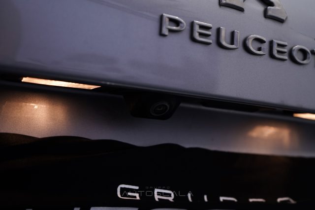 PEUGEOT 308 usata, con Head-up display