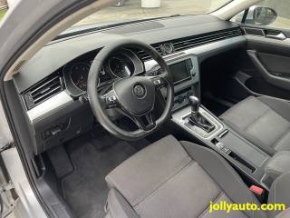 VOLKSWAGEN Passat Variant usata, con Volante multifunzione