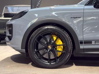 PORSCHE Cayenne usata, con Boardcomputer