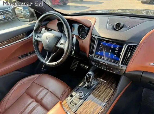 MASERATI Levante usata, con Chiusura centralizzata