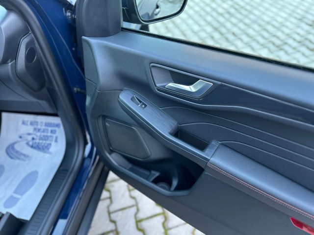 FORD Kuga usata, con Sedili sportivi
