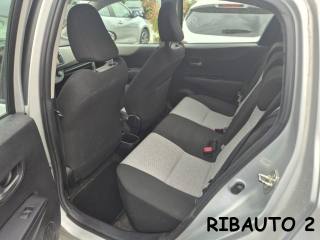 TOYOTA Yaris usata, con USB
