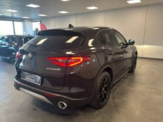 ALFA ROMEO Stelvio usata, con Autoradio
