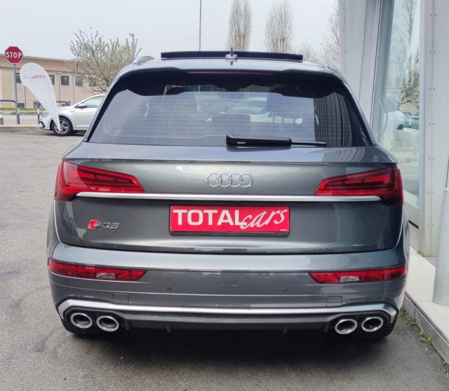 AUDI SQ5 usata, con Autoradio