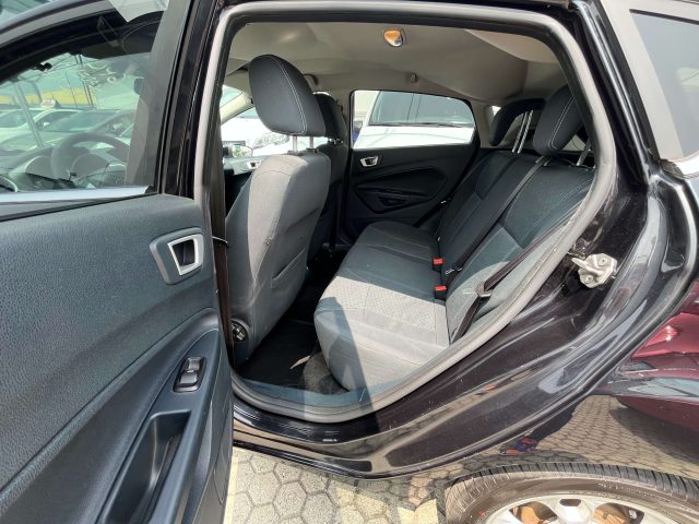 FORD Fiesta usata, con Boardcomputer